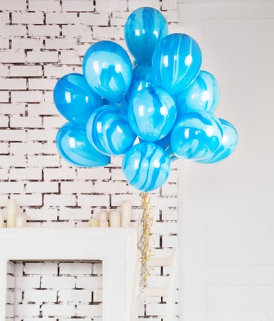 蓝色气球家居装饰
